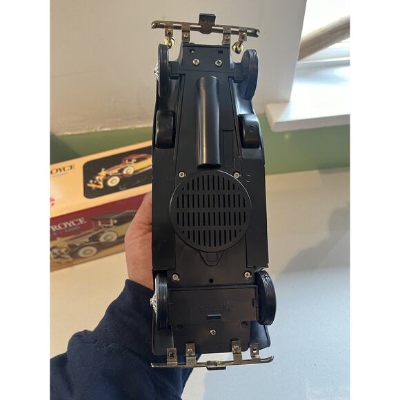 MODEL 1930S ROLLS ROYCE PHANTOM II SOLID STATE CAR AM TRANSISTOR RADIO W/ BOX - Picture 6 of 8